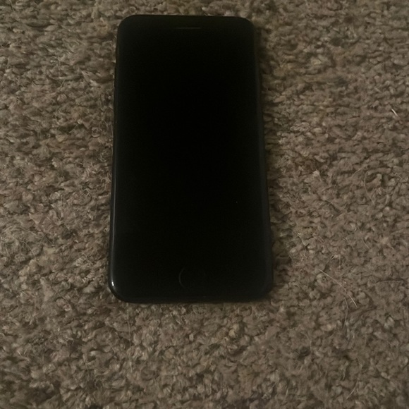black iphone 7  clean no cracks or scratches